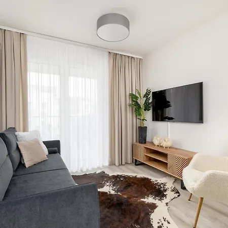 Szymony With & Parking By Renters Apartmanhotel